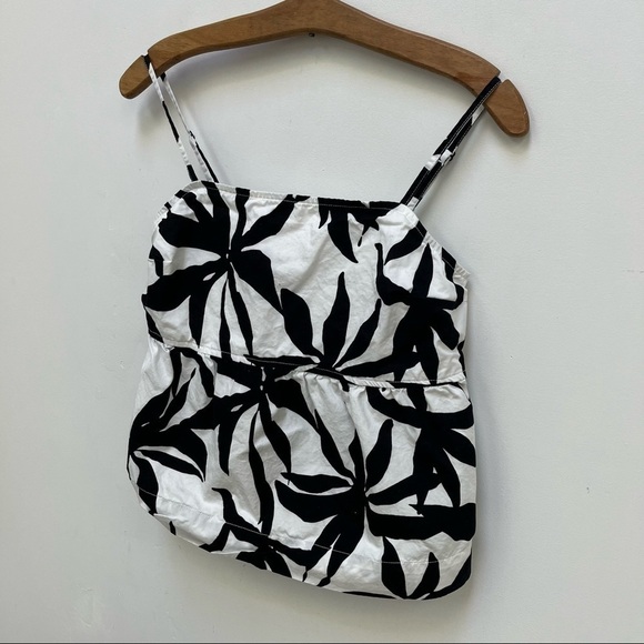 Free Assembly Tank - Picture 3 of 7